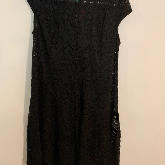 AVENUE 14/16 Black Lace Dress - Picture 1 of 4